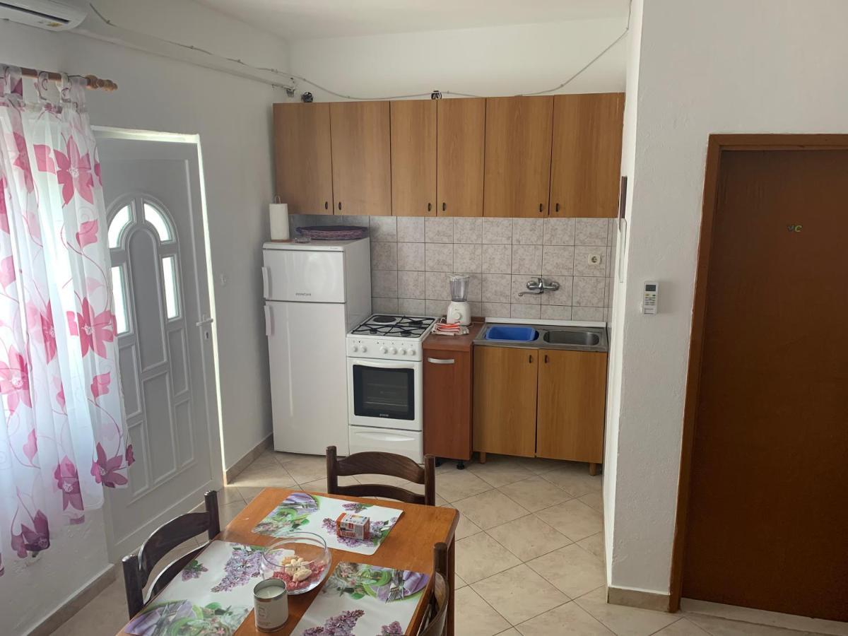 Apartments Marko Trogir Exterior photo