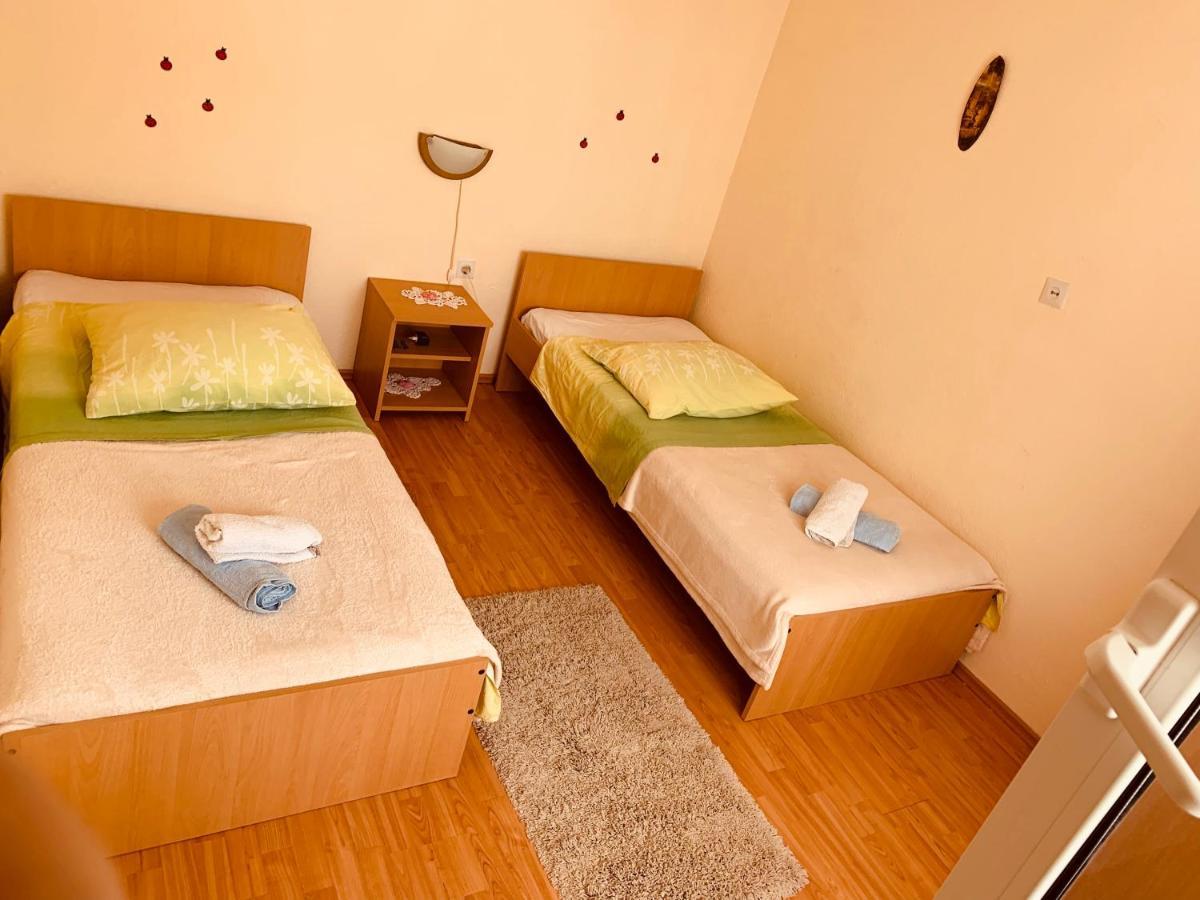 Apartments Marko Trogir Exterior photo